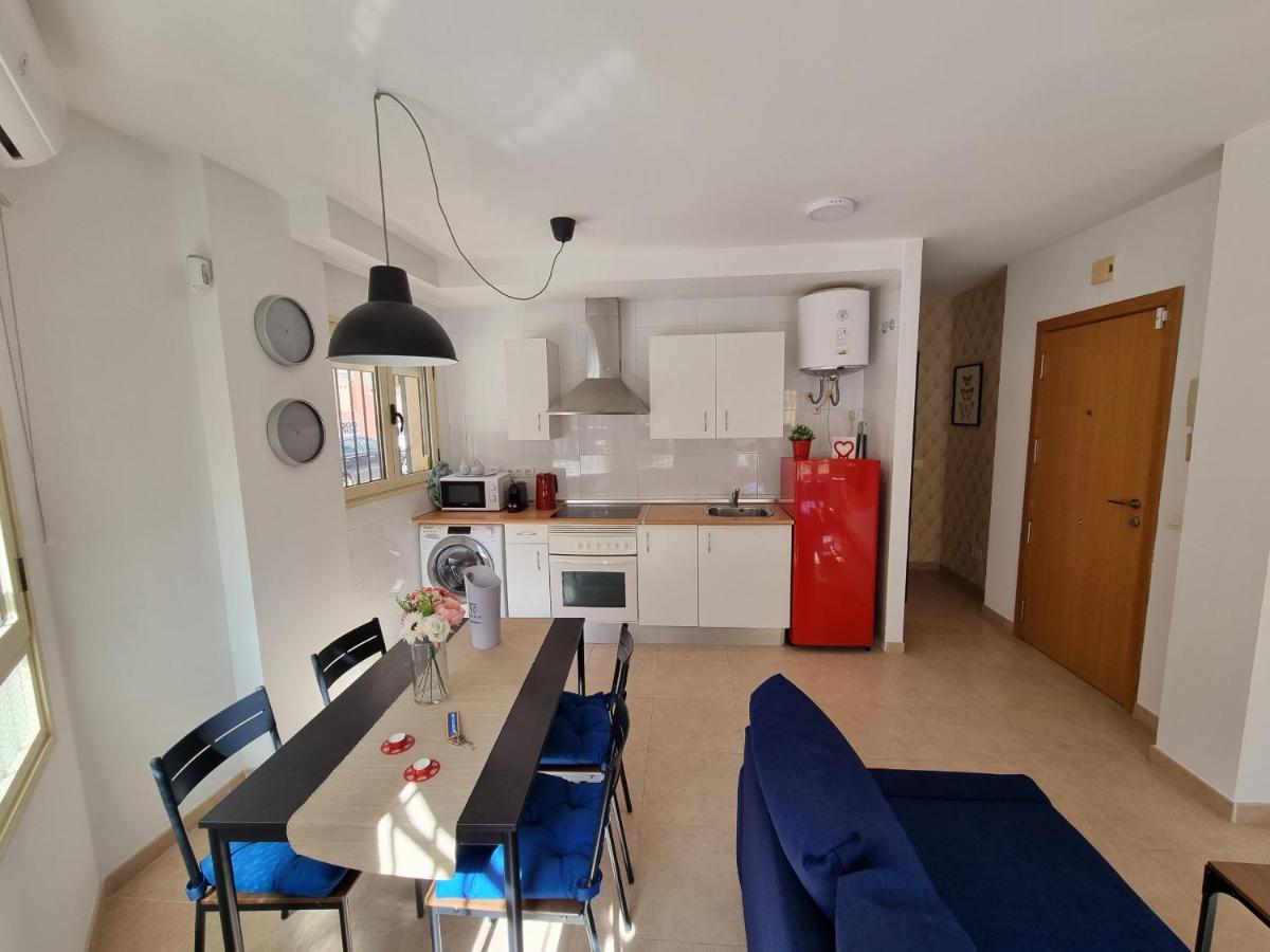Sea & Wave Maria Boutique Apartment Малага Екстер'єр фото
